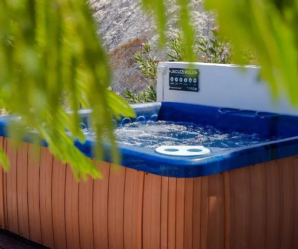 Anatoli Traditional *