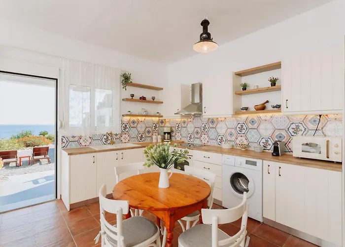 بيت للعطل Anatoli Traditional